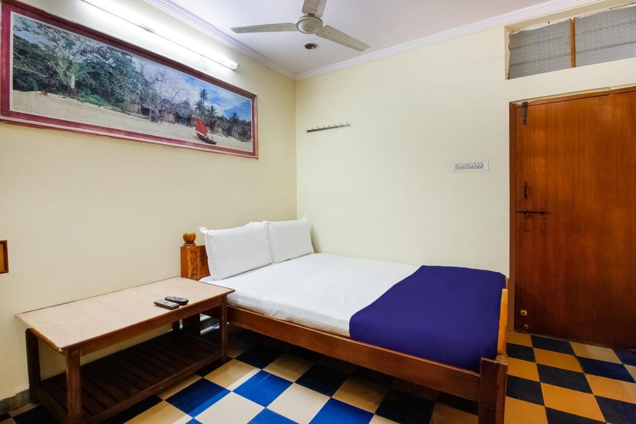 Spot On Classic Lodge Hyderabad Exterior foto